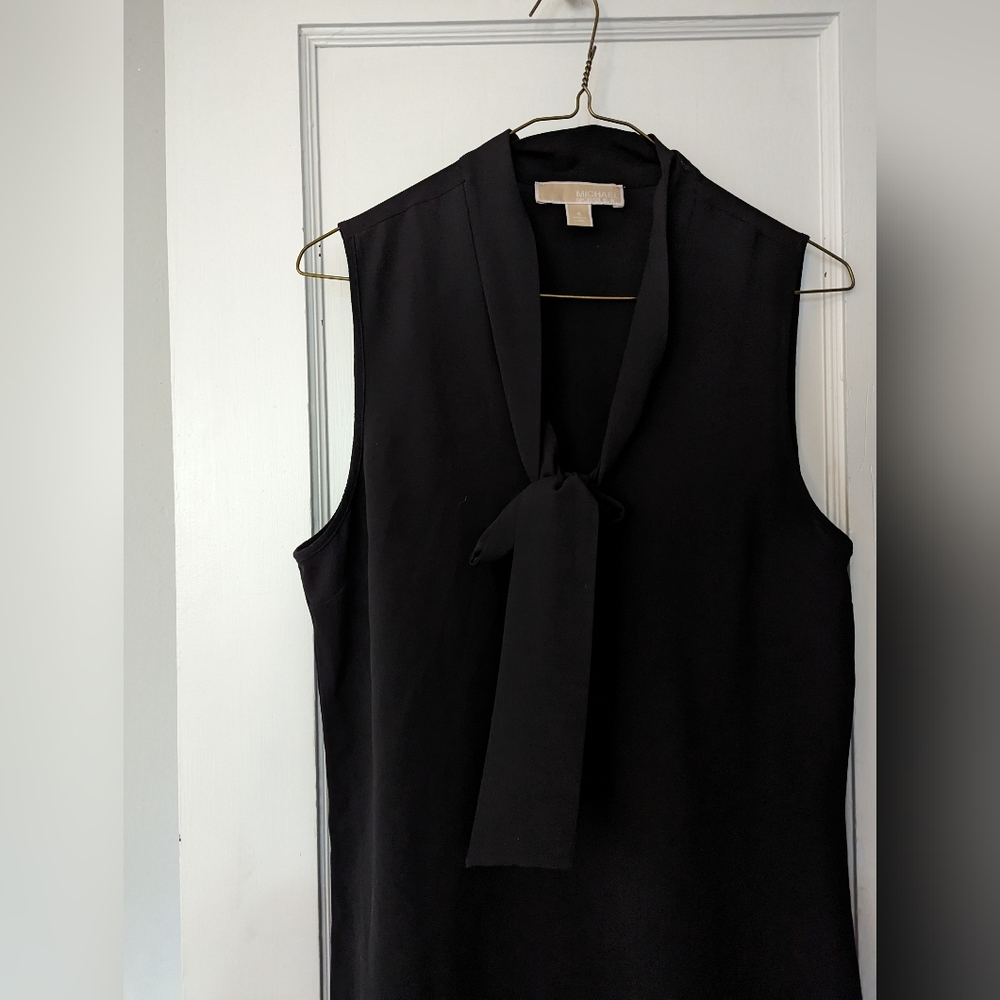MICHAEL Michael Kors tie front black blouse size 4